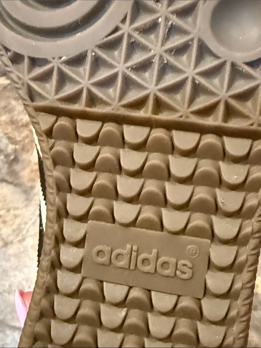 adidas classic low